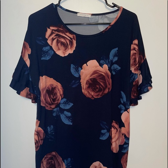 BNWOT Floral Boutique shirt; Never worn - Picture 1 of 6